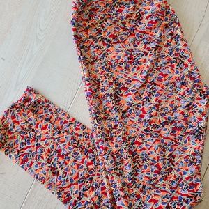 LulaRoe TC-Tall curvy leggings $6 each or Bundle 4